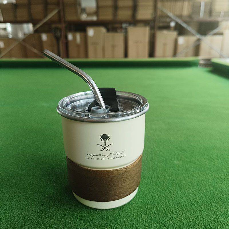 Coffee Tea Name - Kubek ze stali nierdzewnej z logo