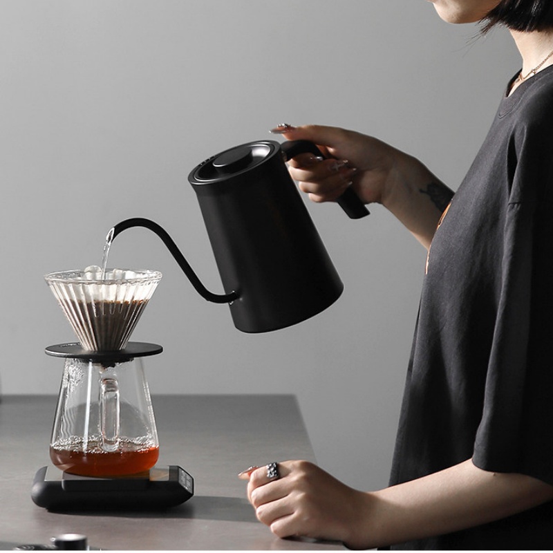 Czajnik elektryczny MHW-3BOMBE – Pour Over Kettle recenzja i cena