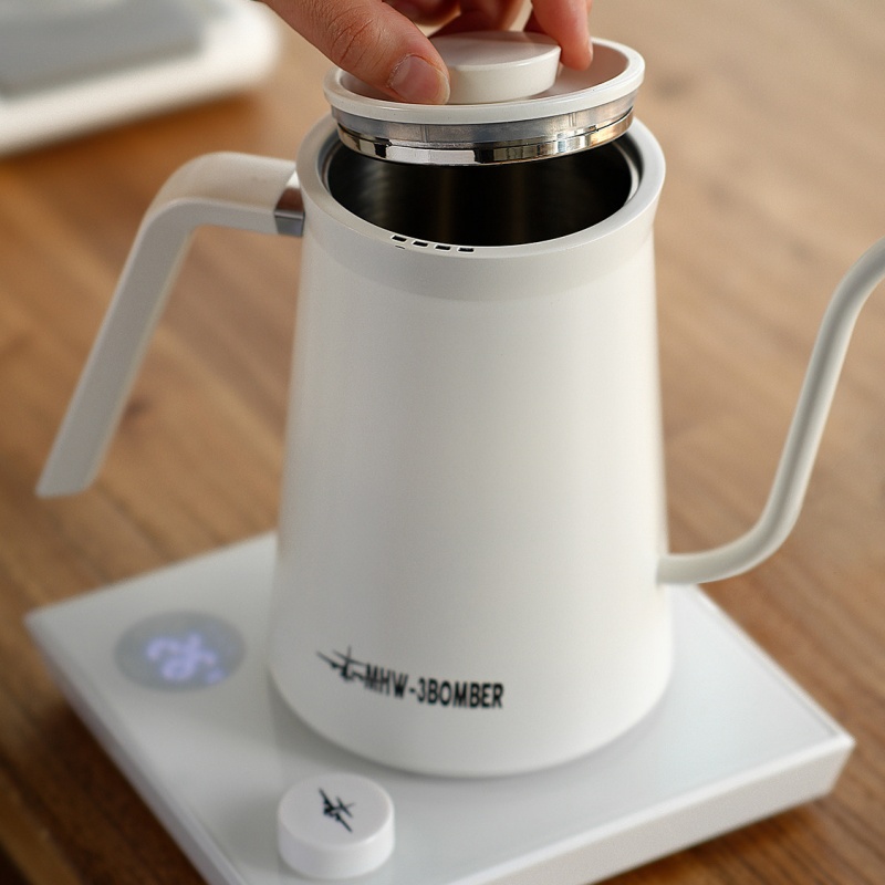 Czajnik elektryczny MHW-3BOMBE – Pour Over Kettle recenzja i cena