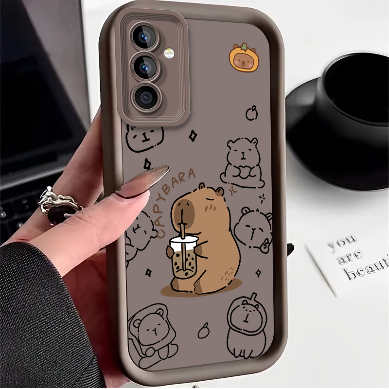 Etui z motywem kapibary pijące – Coffee Plus Tea recenzja i cena